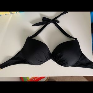 Victoria’s Secret bikini top